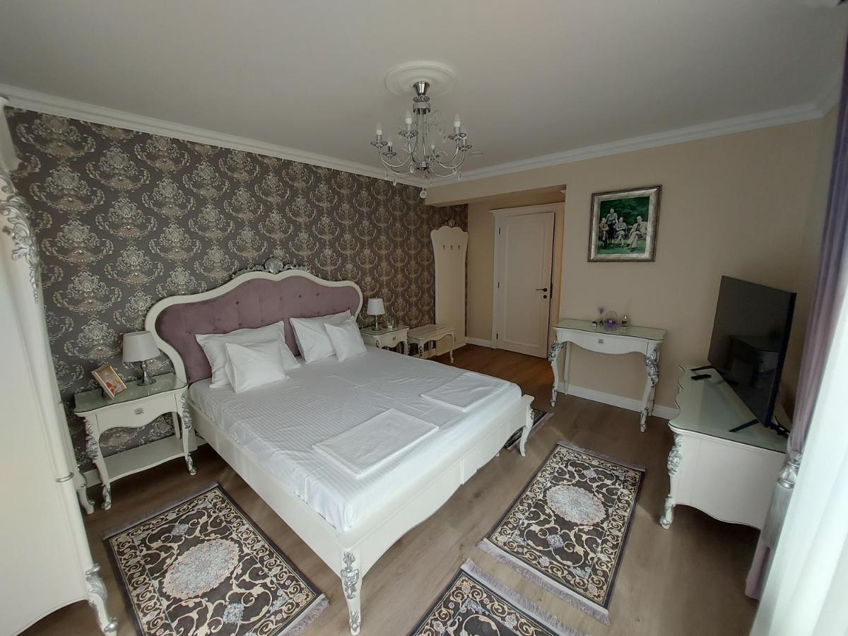 Conacul Poetilor Hotel Gura Rîului Buitenkant foto