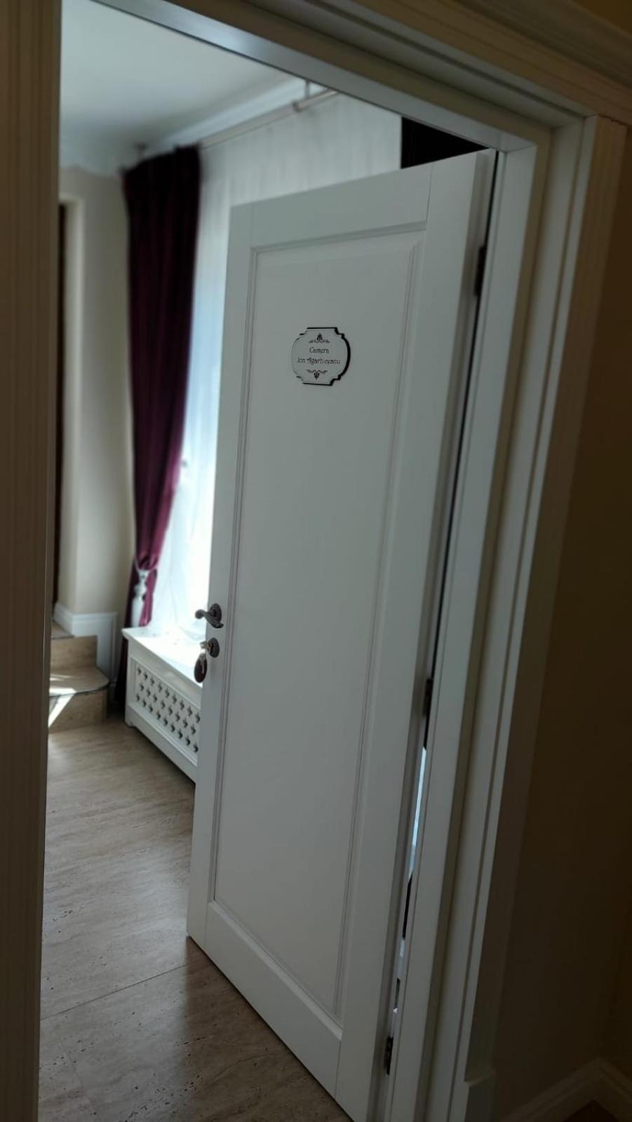 Conacul Poetilor Hotel Gura Rîului Buitenkant foto